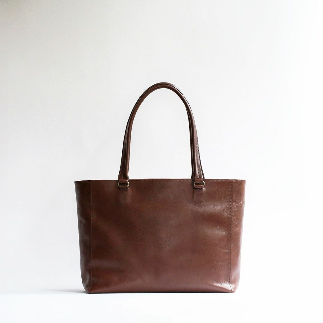  ホーガンズアレイ/レザートートブラウン正面画像