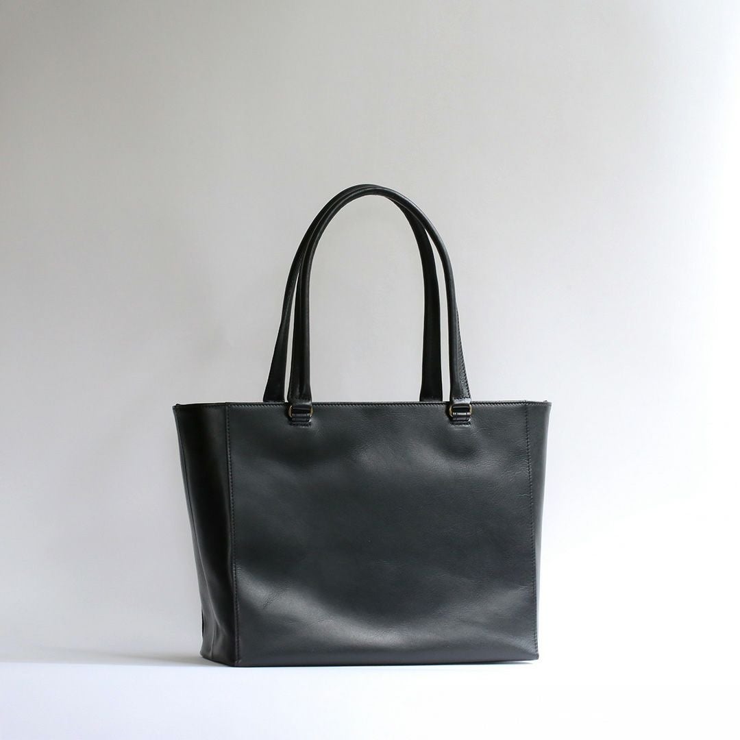  ホーガンズアレイ/レザートートブラック正面画像