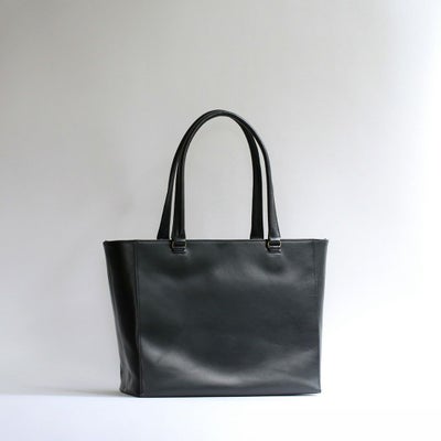  ホーガンズアレイ/レザートートブラック正面画像