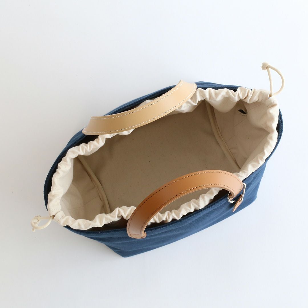 巾着をふくらませた画像