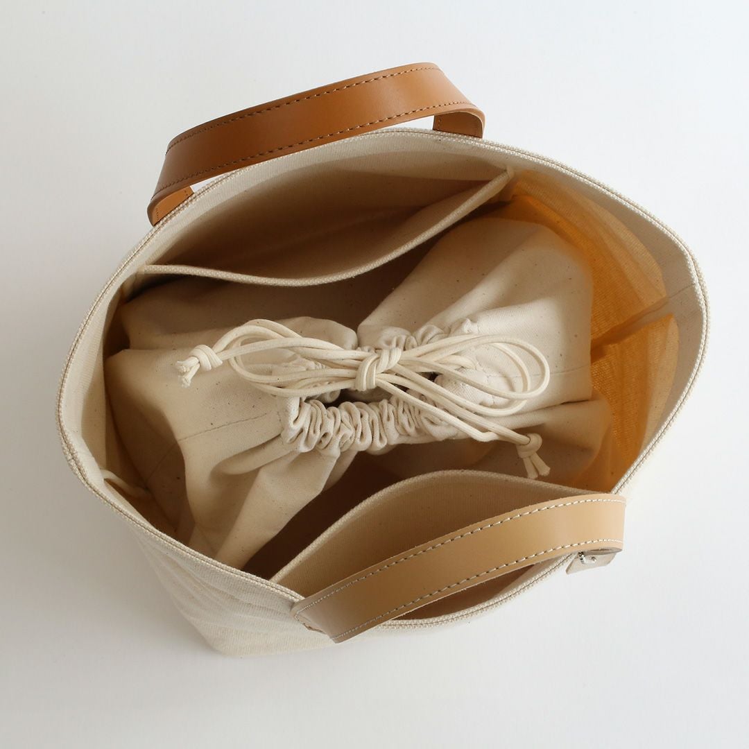 巾着を締めた画像