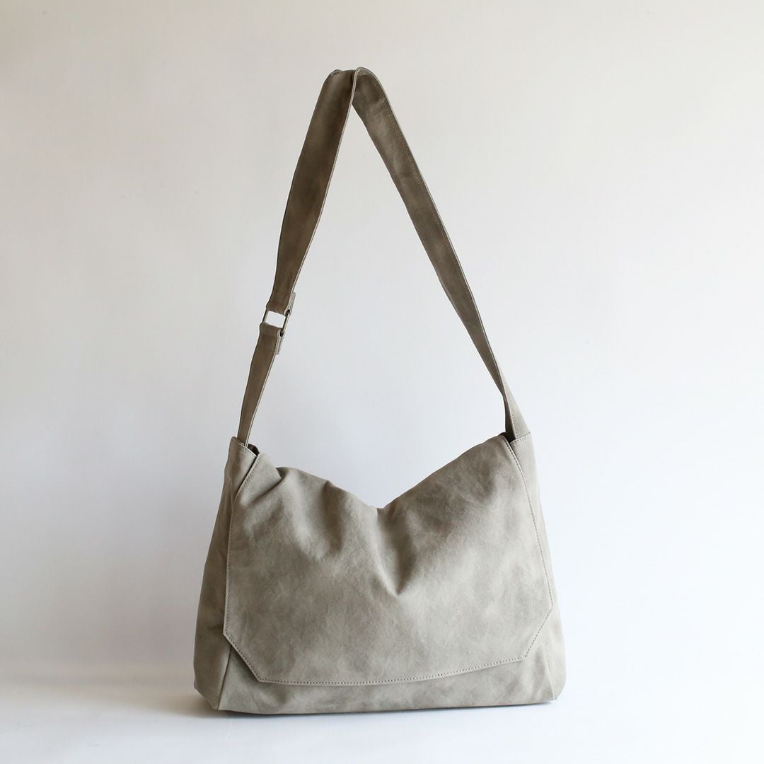 鞄 バッグ(o・д・) Rozzano shoulder bag Lilly Chocolate – Adax Shop