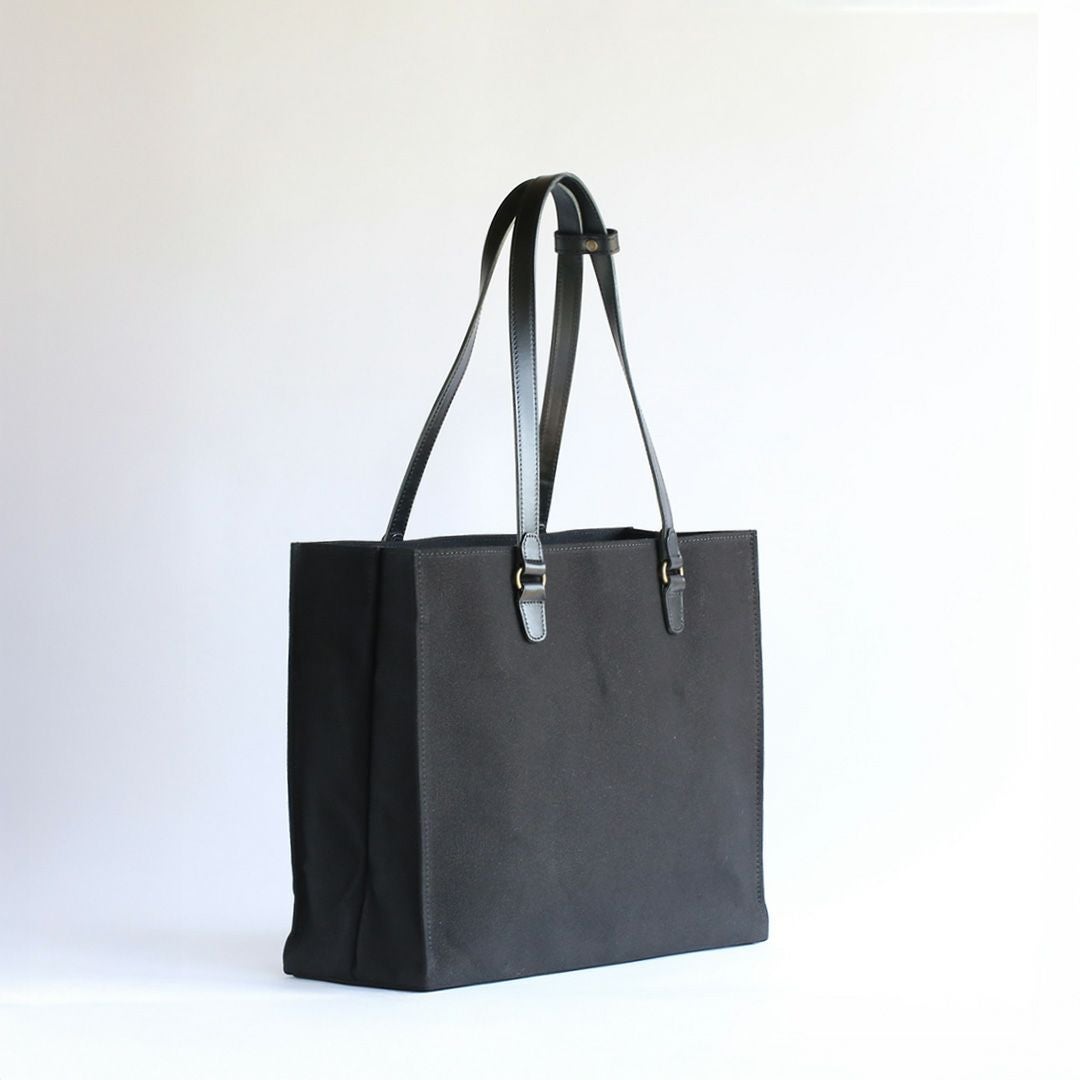  6号帆布のシカクイトート横画像