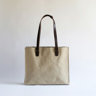  6号帆布のシカクイトートブラック正面画像