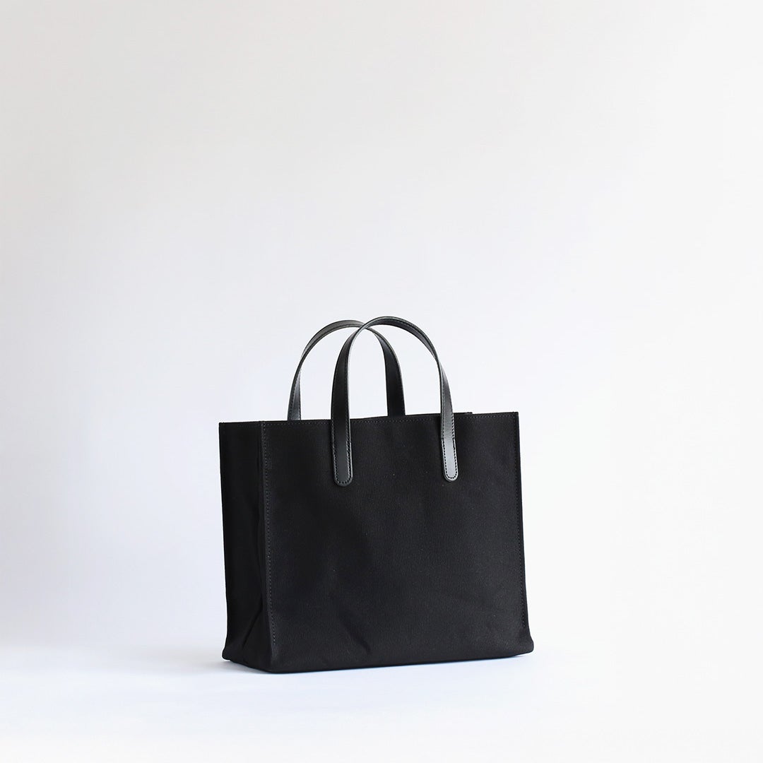 6号帆布のシカクイミニトート　ブラック　斜め