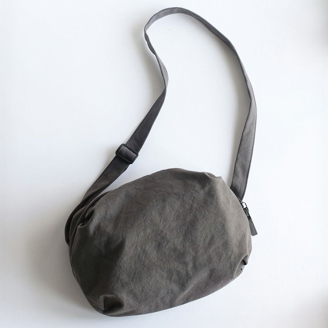 香久山鞄　グレー ボディバッグ ファブリック 洗えるカバン】スリングバッグ | 香久山鞄