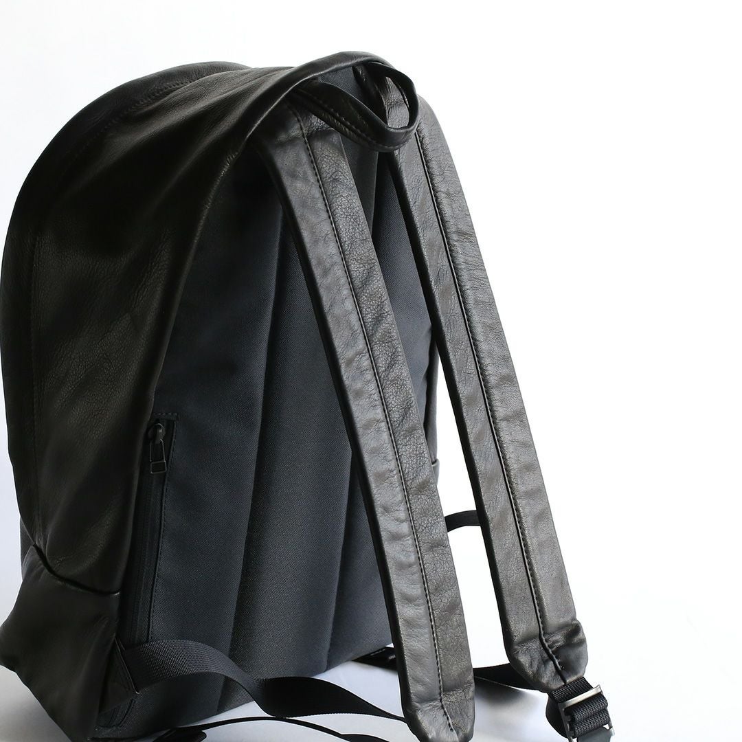 Cloak（クローク）レザーデイパック | 香久山鞄