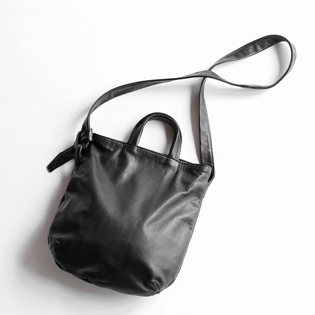 Cloak（クローク） レザーショルダーバッグ 全体