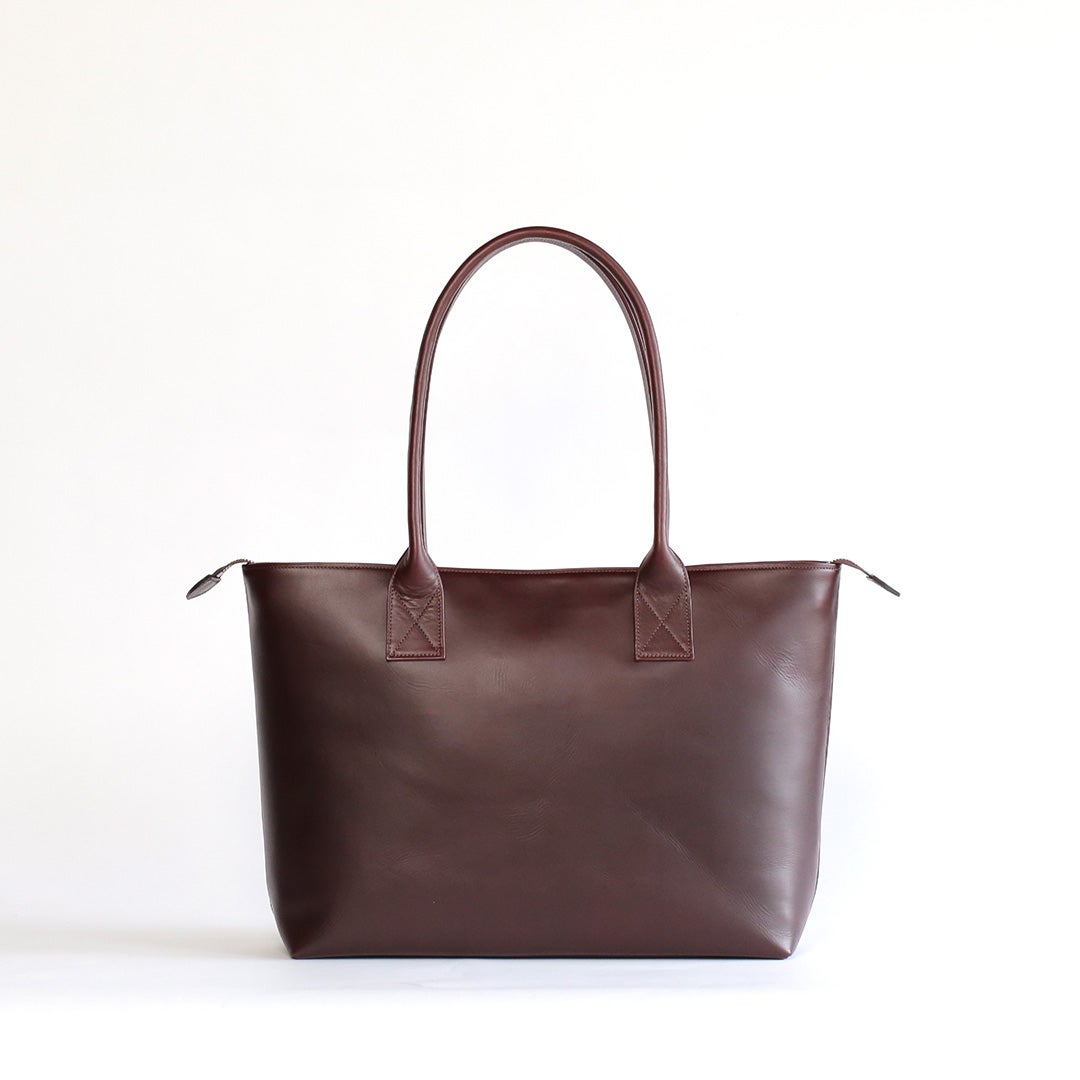 NENKE（ネンケ）レザートート ダークブラウン  正面