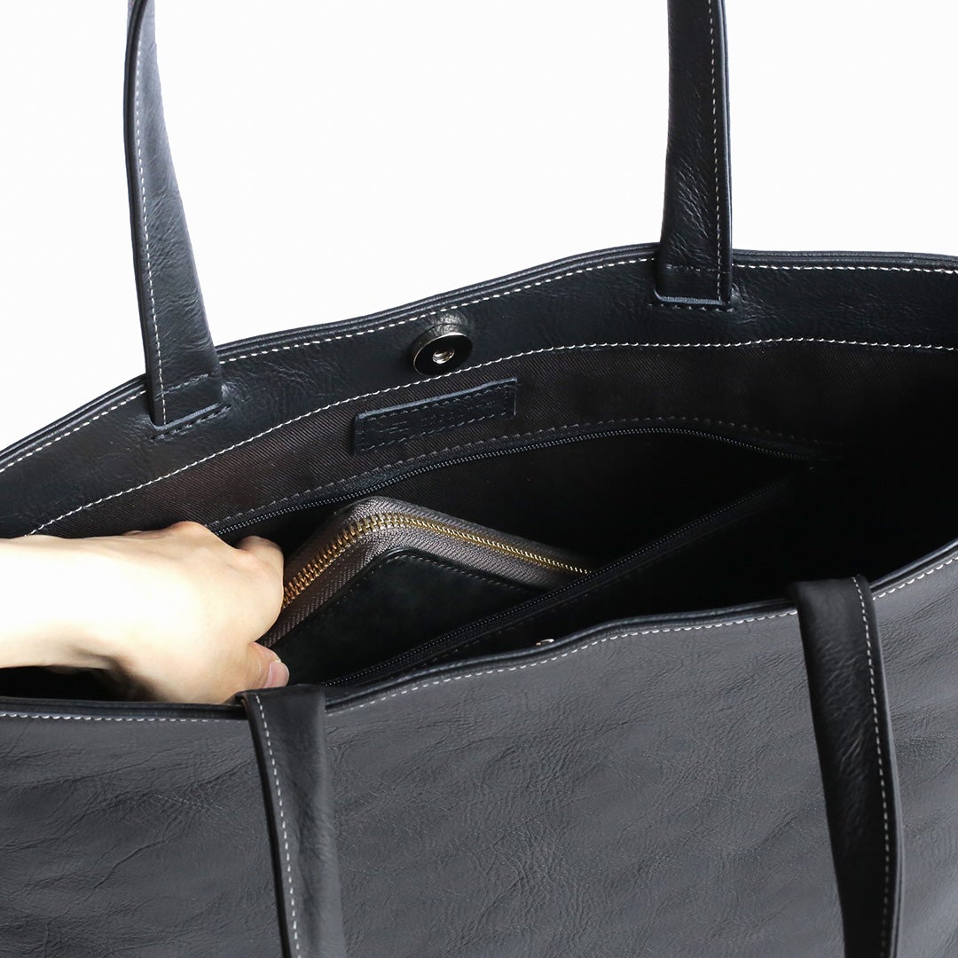  Bark（バーク）レザートート　ブラック 内装のファスナーポケット